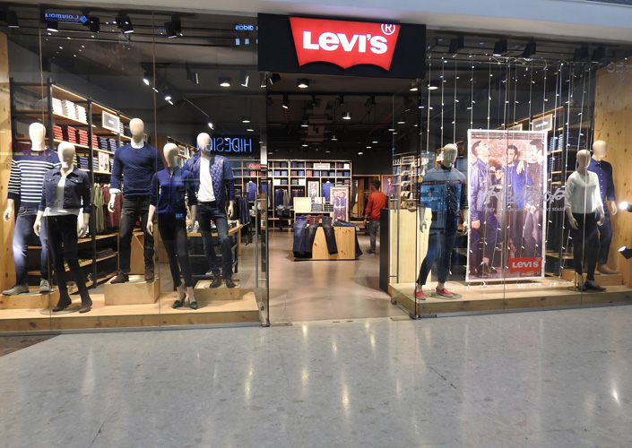 levis showroom nearby