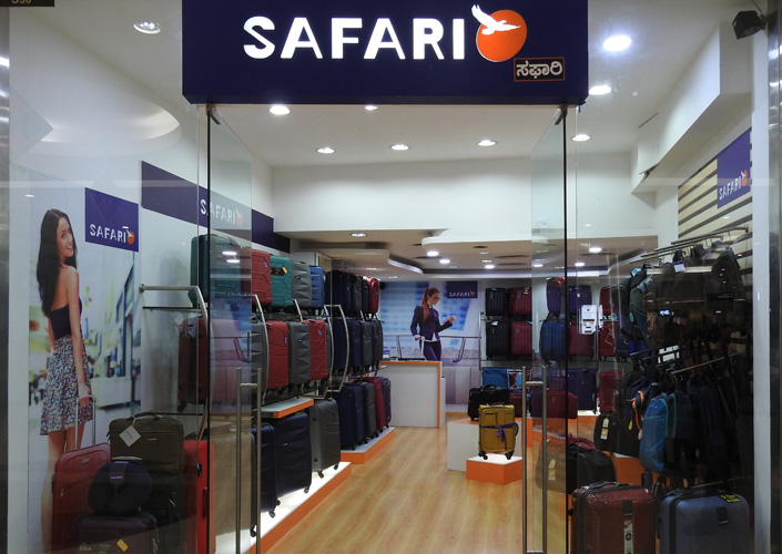 safari bags store near me